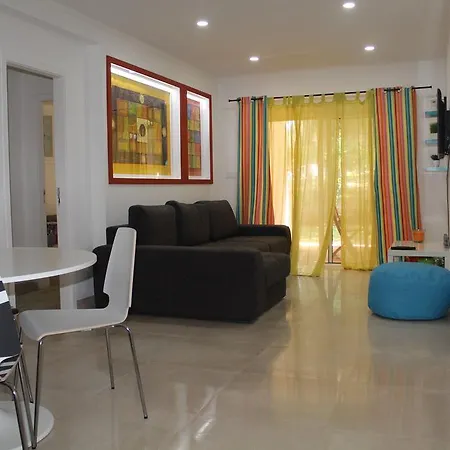 Apartamento Turistico Acoteias Апартаменти *